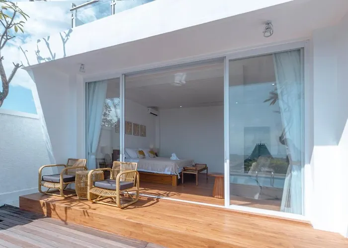 Villa Kayana