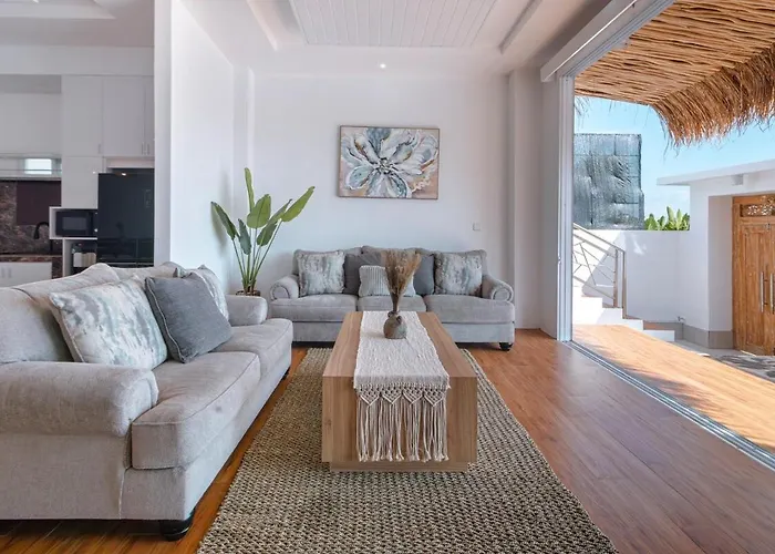 Kayana Villa
